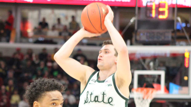 31519 Foster Loyer Leads MSU to BTT Win